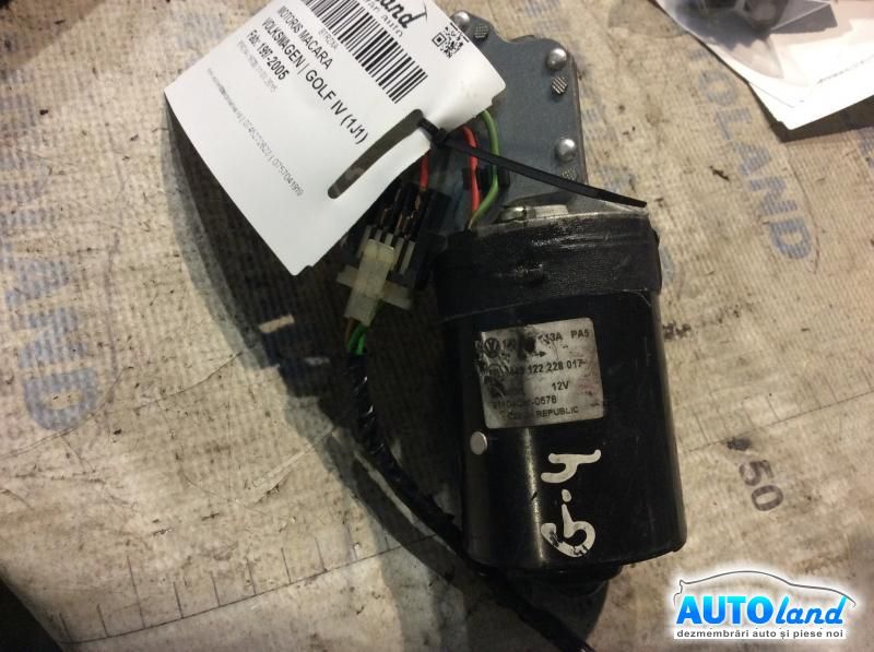 Motoras Macara VOLKSWAGEN GOLF IV (1J1) 1997-2005 Cod 1J1955113A