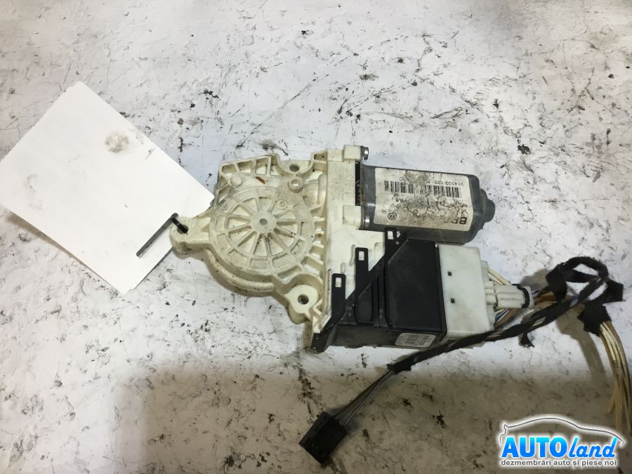 Motoras Macara VOLKSWAGEN GOLF VI 2008-2025 Cod 5K0959794