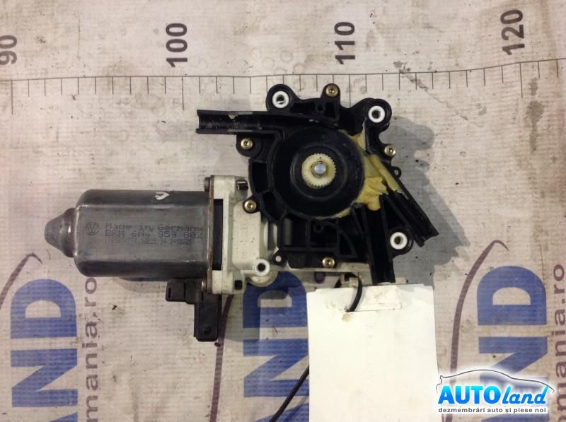 Motoras Macara VOLKSWAGEN POLO (6N1) 1994-1999 Cod 6N4959802