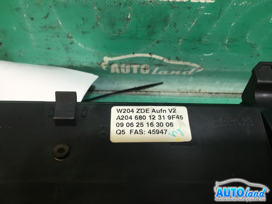 Navigatie MERCEDES-BENZ C CLASS (W204) 2007-2025 Cod A2046801231