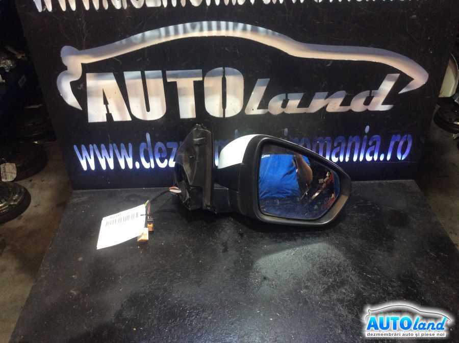 Oglinda Dreapta PEUGEOT 5008 2009-2025
