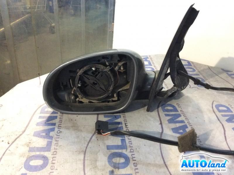 Oglinda Stanga VOLKSWAGEN GOLF V PLUS (5M1) 2005-2025