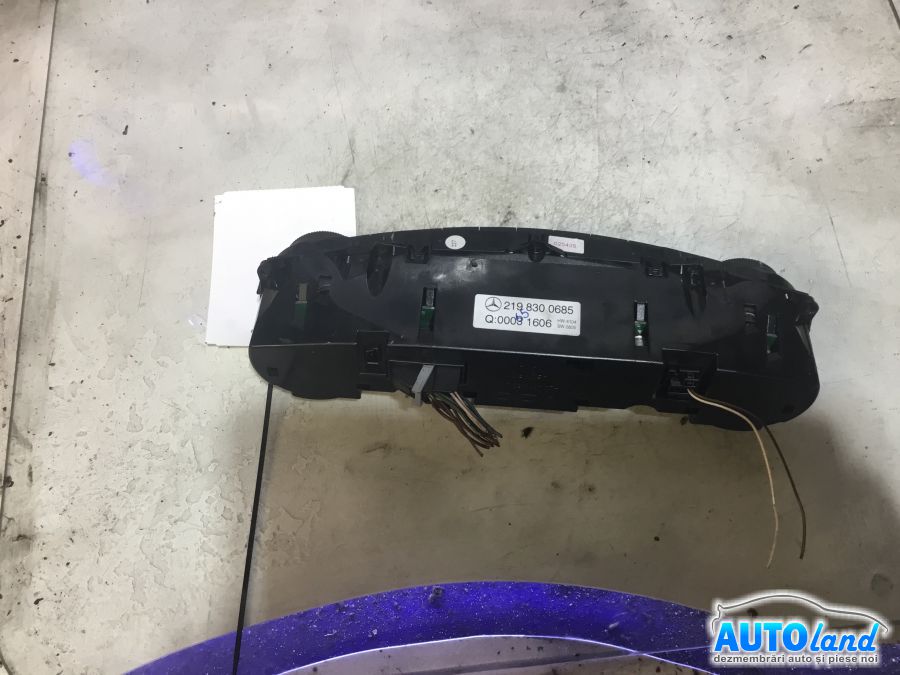 Panou Comanda AC (ventilatie) MERCEDES-BENZ CLS (C219) 2004-2010 Cod 2198300685