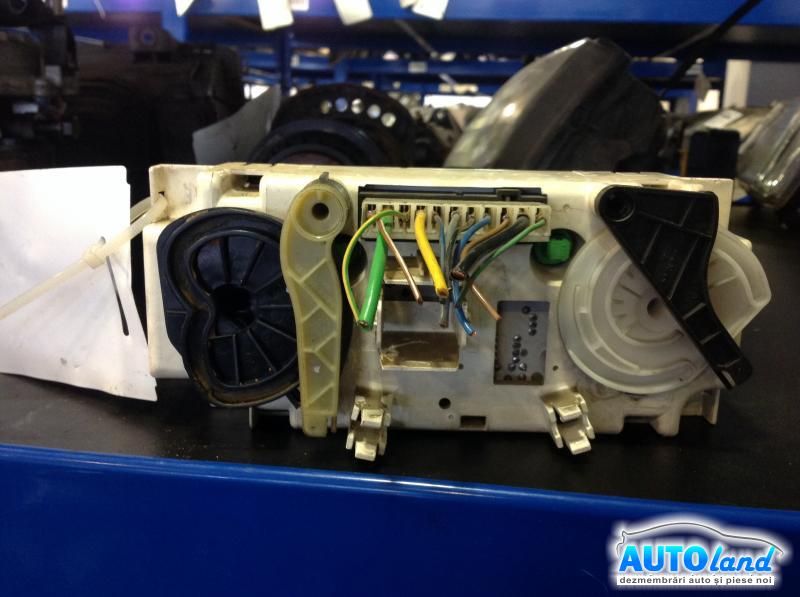 Panou Comanda AC (ventilatie) OPEL ASTRA G caroserie (F70) 1999-2005 Cod 90560365