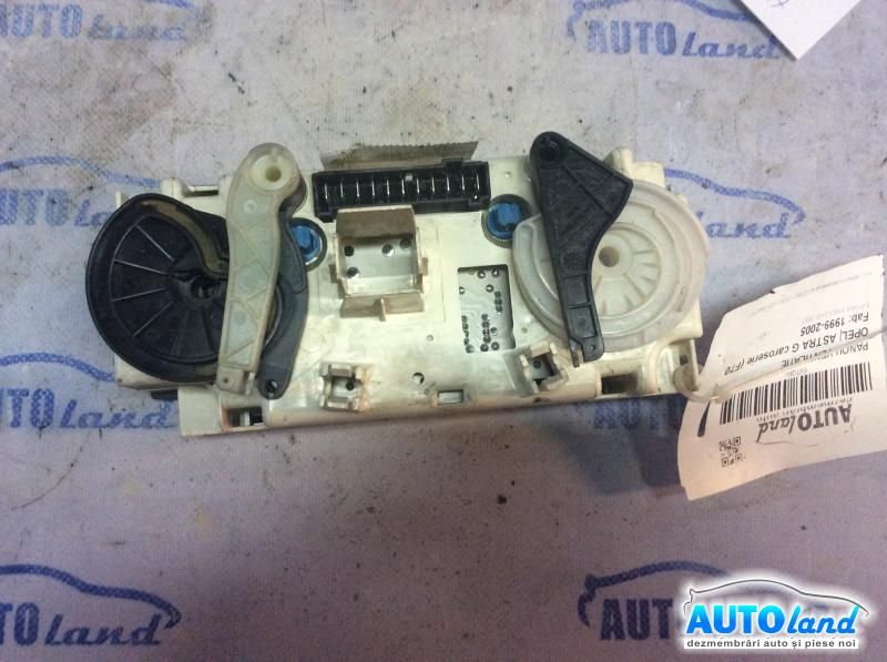 Panou Comanda AC (ventilatie) OPEL ASTRA G caroserie (F70) 1999-2005 Cod 90560365