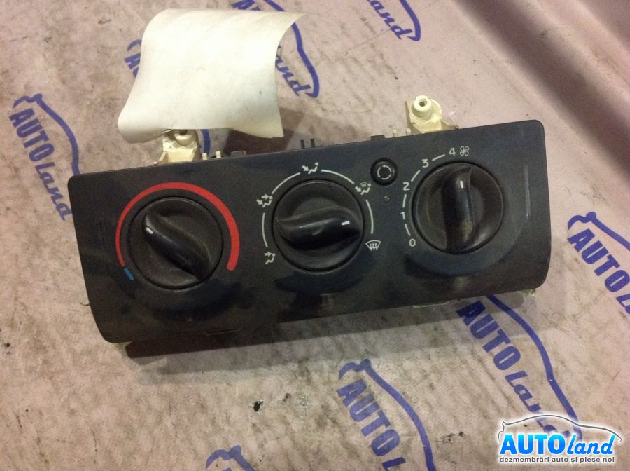 Panou Comanda AC (ventilatie) RENAULT CLIO II (BB0/1/2_,CB0/1/2_) 1998-2025 Cod 8200147157