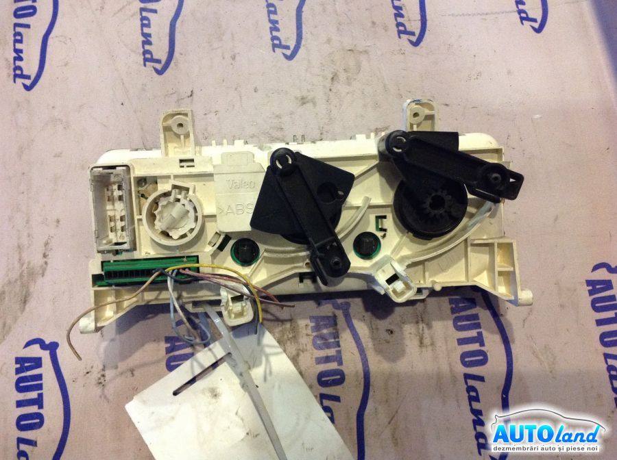 Panou Comanda AC (ventilatie) RENAULT CLIO II (BB0/1/2_,CB0/1/2_) 1998-2025 Cod 8200147160