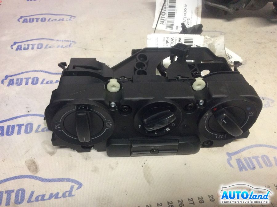 Panou Comanda AC (ventilatie) VOLKSWAGEN GOLF V (1K1) 2003-2025