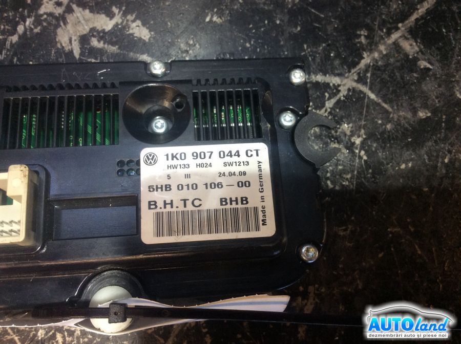 Panou Comanda AC (ventilatie) VOLKSWAGEN GOLF V (1K1) 2003-2025 Cod 1K0907044CT