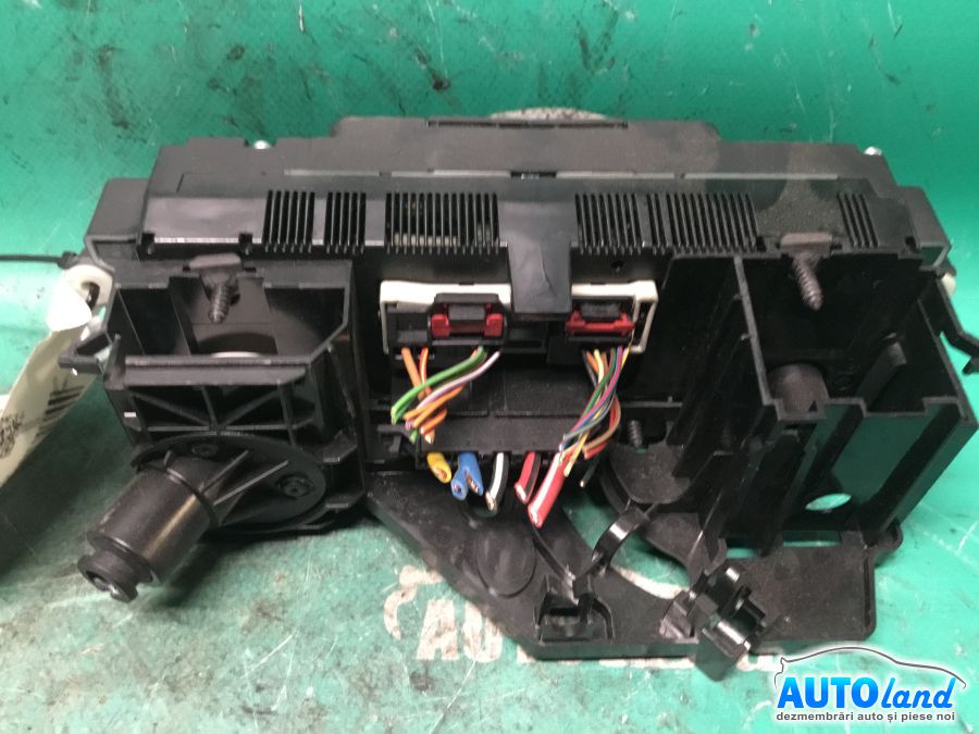 Panou Comanda AC (ventilatie) VOLKSWAGEN GOLF V (1K1) 2003-2025 Cod 1K1820045B