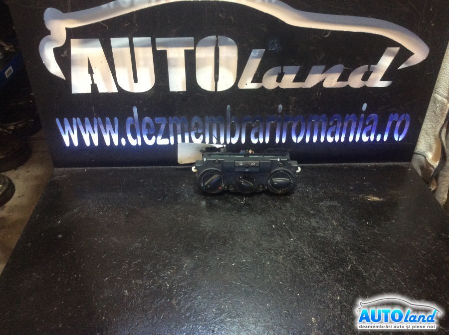 Panou Comanda AC (ventilatie) VOLKSWAGEN GOLF V PLUS (5M1) 2005-2025 Cod 5M1820045A