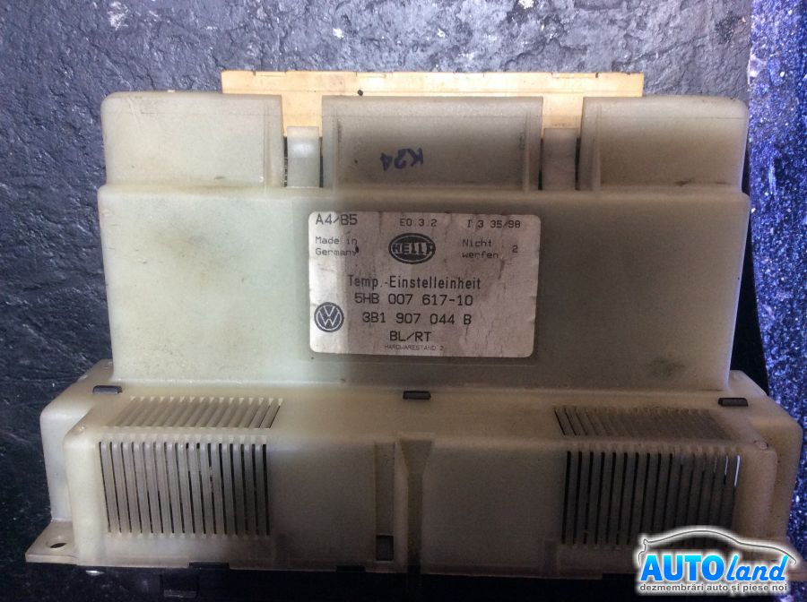 Panou Comanda AC (ventilatie) VOLKSWAGEN PASSAT (3B2) 1996-2000 Cod 3B19070444