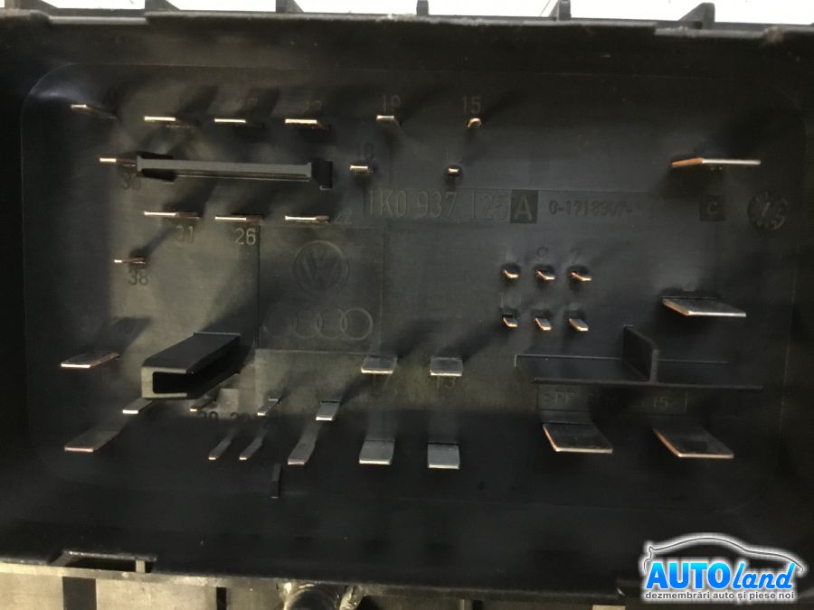 Panou sigurante (tablou) AUDI A3 Cabriolet 2008-2025 Cod 1K0937125A