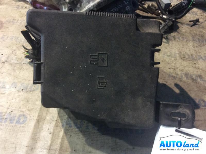 Panou sigurante (tablou) FORD FIESTA VI 2008-2025