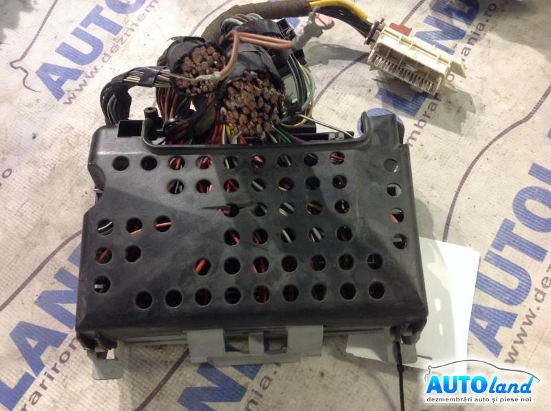 Panou sigurante (tablou) OPEL VECTRA C 2002-2025 Cod 90589965