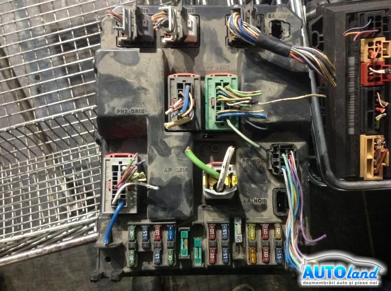 Panou sigurante (tablou) PEUGEOT 307 (3A/C) 2000-2025 Cod 9650218180