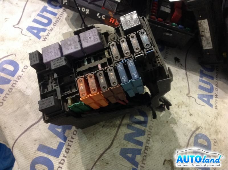 Panou sigurante (tablou) RENAULT LAGUNA II (BG0/1_) 2001-2025 Cod 8200162337D