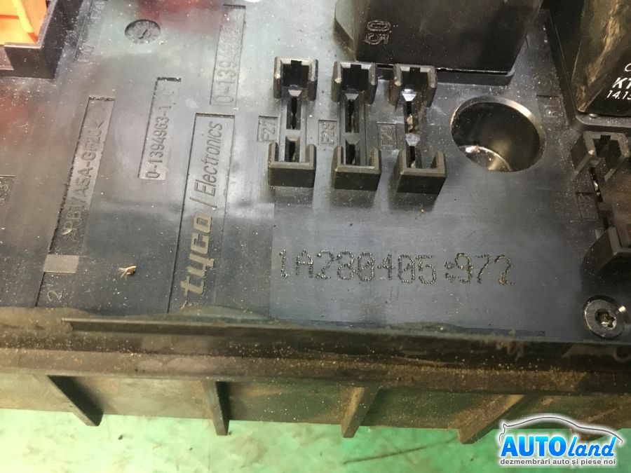 Panou sigurante (tablou) SKODA OCTAVIA (1Z3) 2004-2025 Cod 1K0937124K