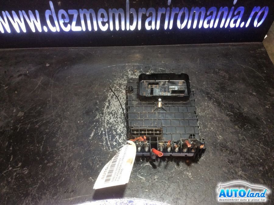 Panou sigurante (tablou) VOLKSWAGEN PASSAT (3C2) 2005-2025