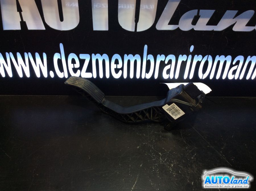 Pedala de Acceleratie