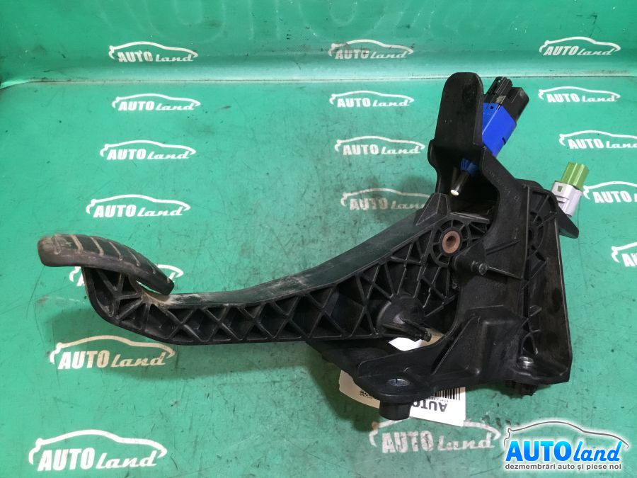 Pedala de Ambreiaj DACIA LOGAN II 2012-2025 Cod 465039034R