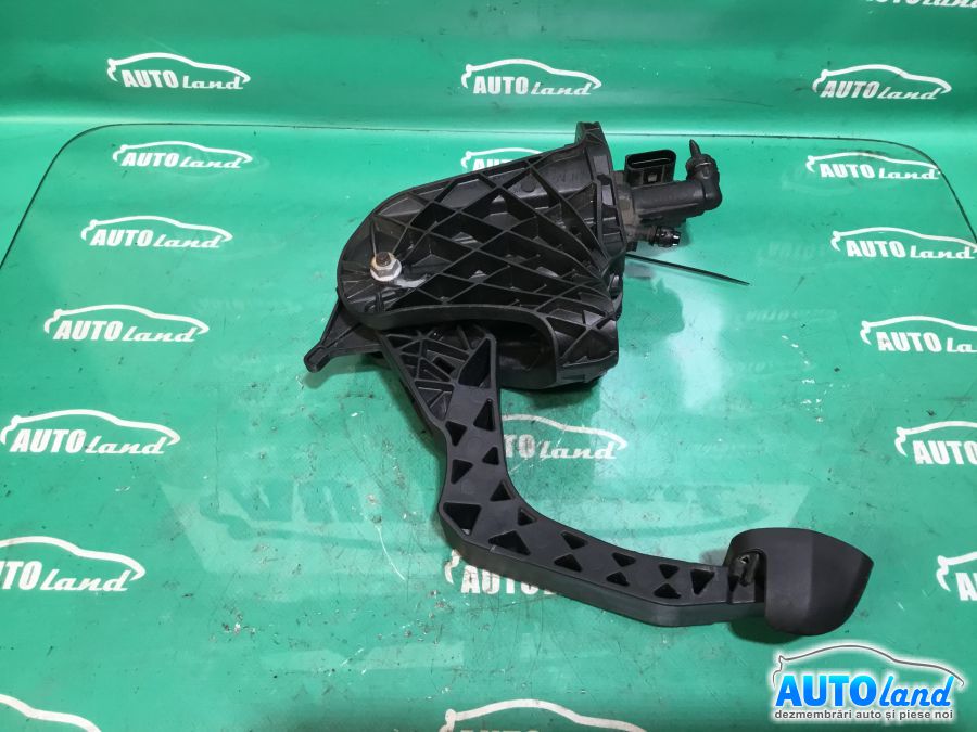 Pedala de Ambreiaj SEAT LEON (1P1) 2005-2013 Cod 1K1721059EF