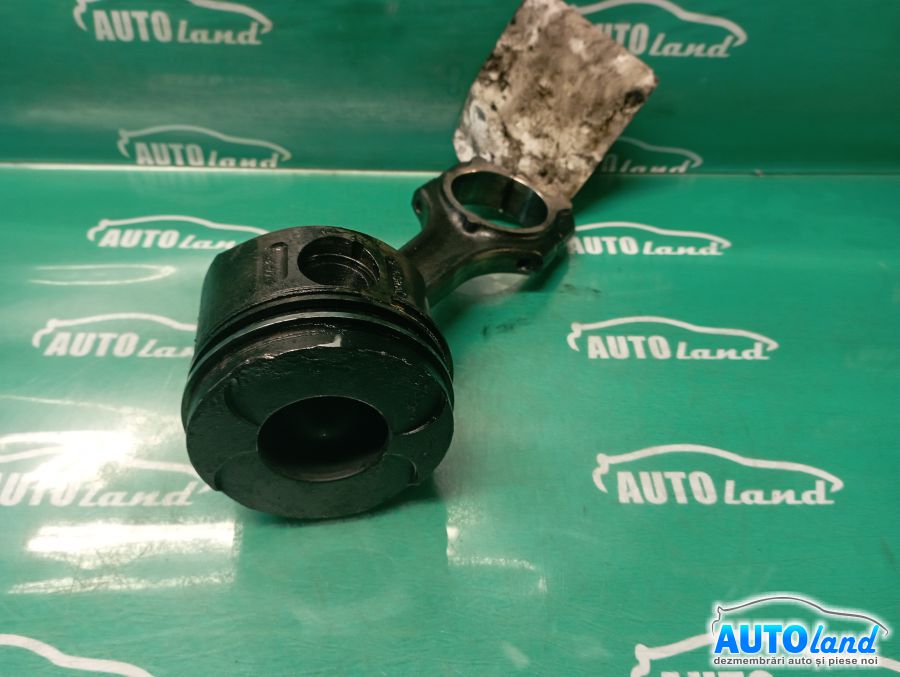 Piston MERCEDES-BENZ VITO bus (638) 1996-2003