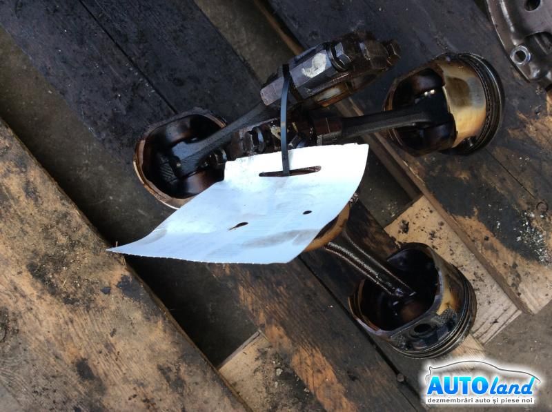 Piston RENAULT CLIO II 1998-2001