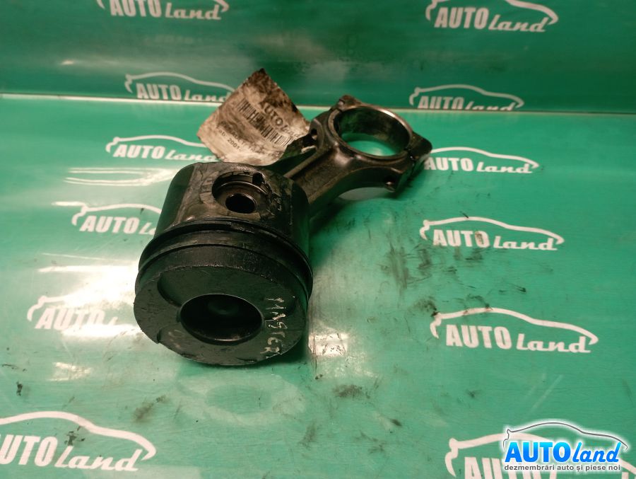 Piston RENAULT TRAFIC II bus (JL) 2001-2025