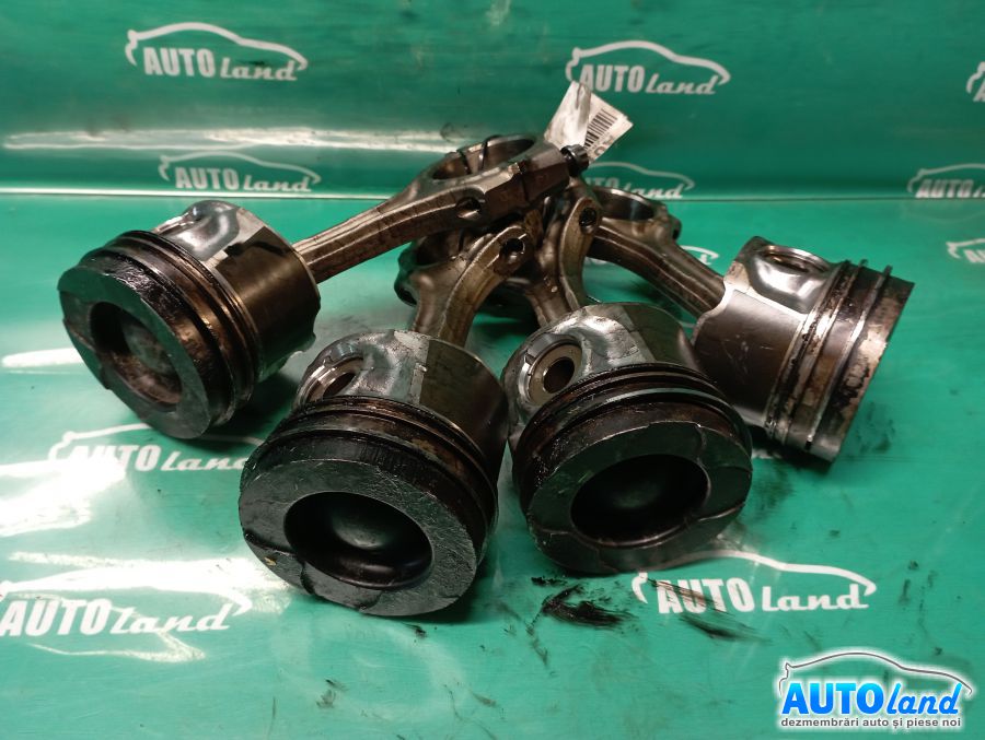 Piston TOYOTA COROLLA Verso (_E12J_) 2001-2004