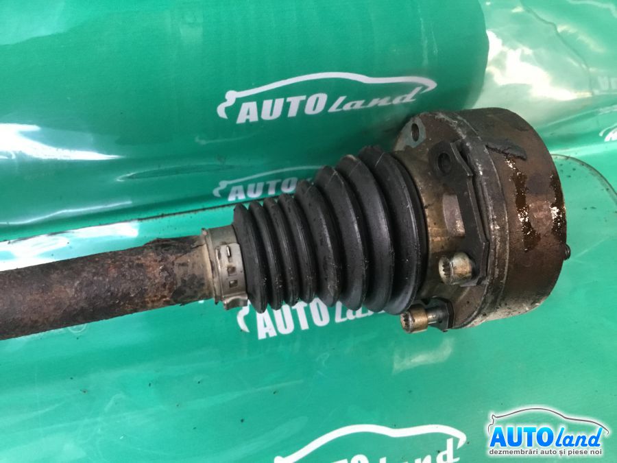 Planetara Stanga VOLKSWAGEN GOLF V PLUS (5M1) 2005-2025