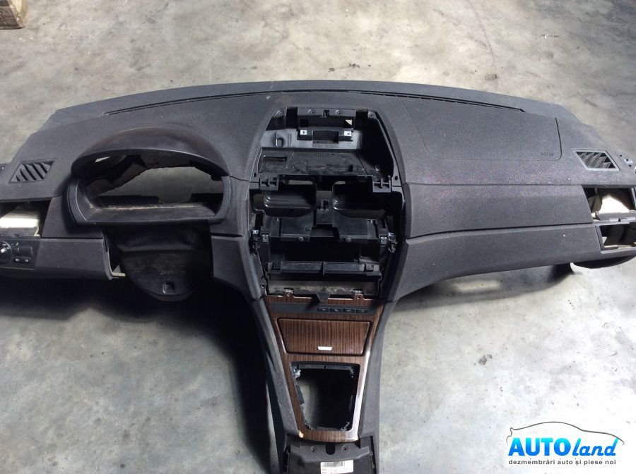 Plansa bord (Carcasa bord) BMW X3 (E83) 2004-2025