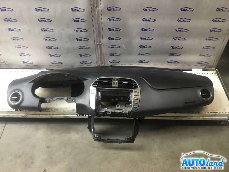 Plansa bord (Carcasa bord) FIAT BRAVO II (198) hatchback 2006-2025