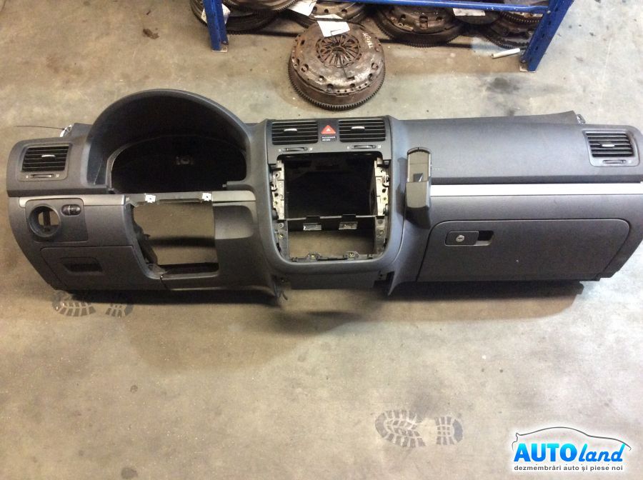 Plansa bord (Carcasa bord) VOLKSWAGEN GOLF V (1K1) 2003-2025