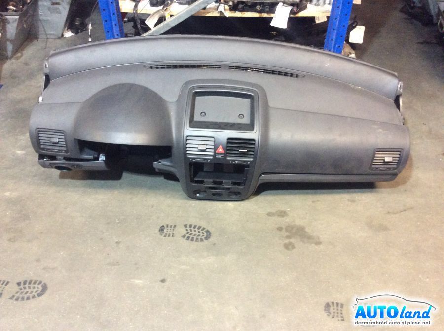 Plansa bord (Carcasa bord) VOLKSWAGEN GOLF V (1K1) 2003-2025