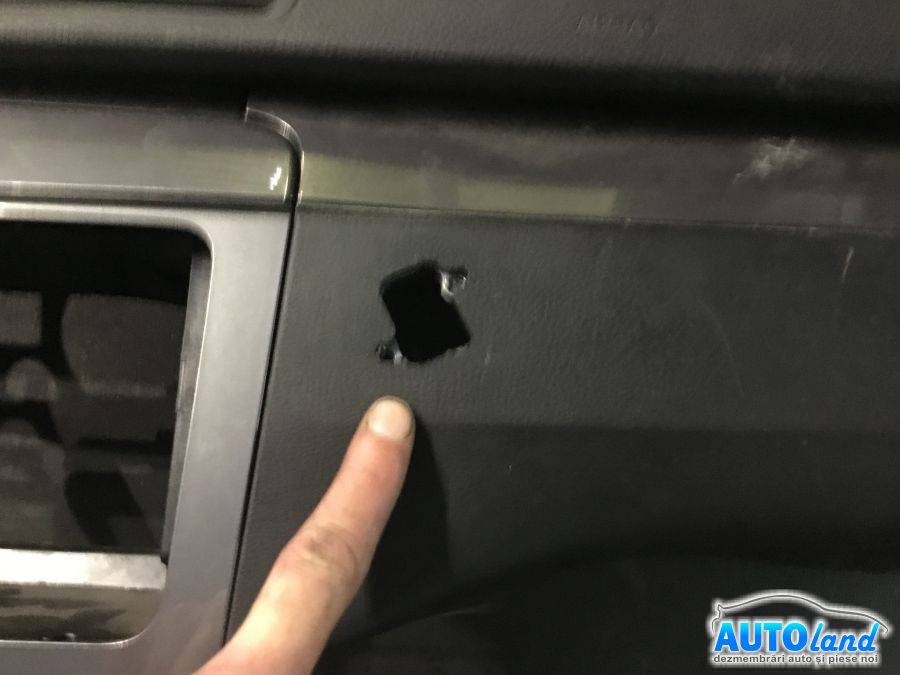 Plansa bord (Carcasa bord) VOLKSWAGEN PASSAT (3C2) 2005-2025