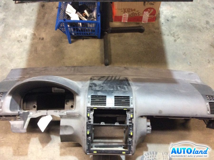 Plansa bord (Carcasa bord) VOLKSWAGEN TOURAN (1T1,1T2) 2003-2025 Cod 1T1857001