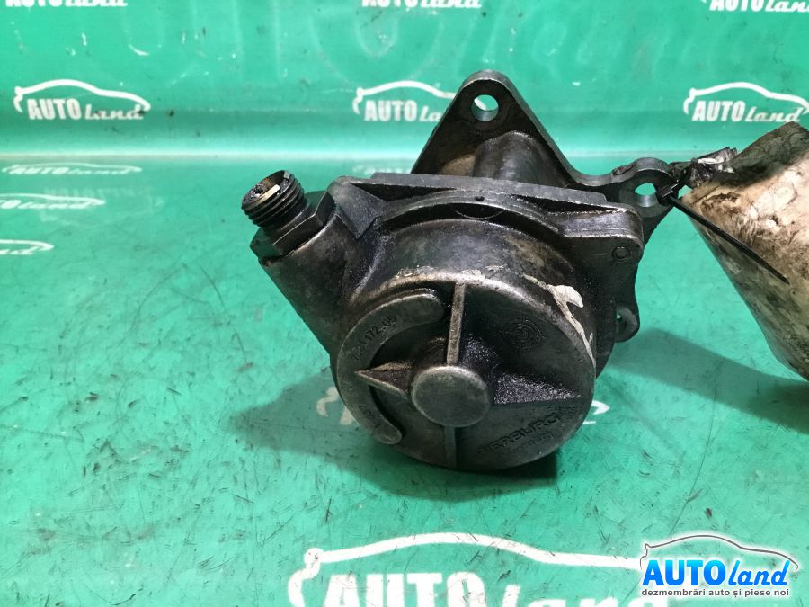 Pompa Vacuum RENAULT CLIO II 1998-2001 Cod 72117205