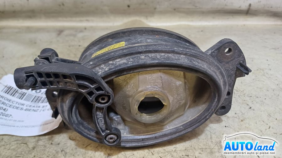 Proiector ceata Stanga MERCEDES-BENZ C CLASS (W204) 2007-2025