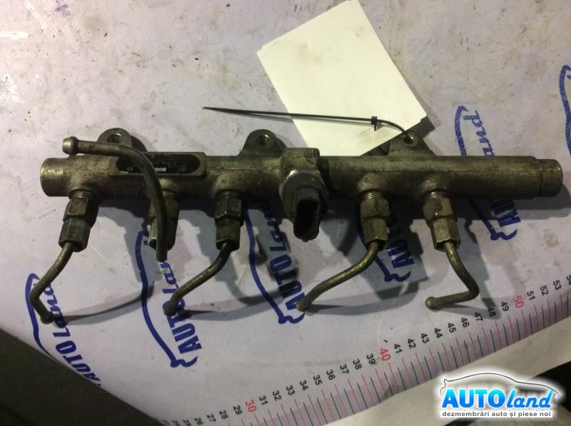 Rampa Injectoare ALFA ROMEO 156 (932) 1997-2005 Cod 0445214016
