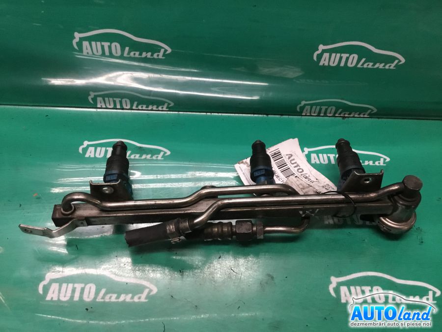 Rampa Injectoare AUDI A4 (8D2,B5) 1995-2000 Cod 050133681A