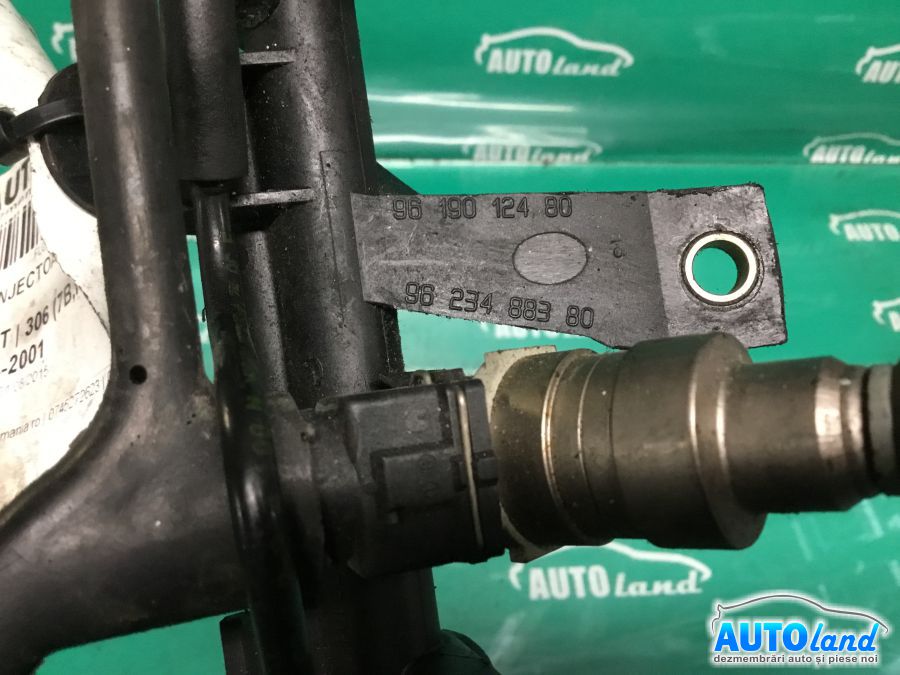 Rampa Injectoare PEUGEOT 306 (7B,N3,N5) 1994-2001 Cod 9623488380