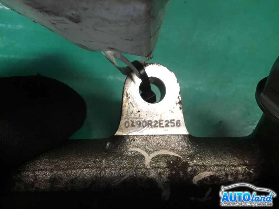 Rampa Injectoare RENAULT MEGANE II (BM0/1_,CM0/1_) 2002-2025 Cod 8200701690