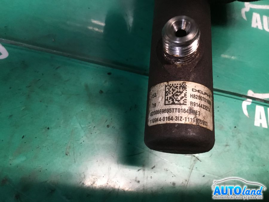 Rampa Injectoare RENAULT MEGANE II (BM0/1_,CM0/1_) 2002-2025 Cod 8200701690