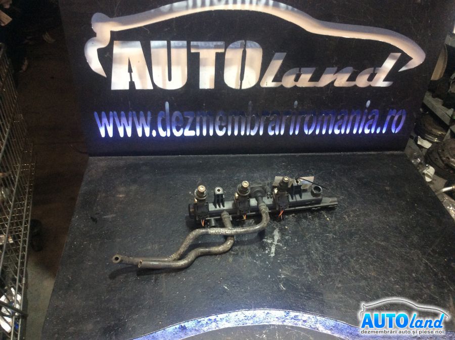 Rampa Injectoare VOLKSWAGEN POLO (6N2) 1999-2001 Cod 030133319AA