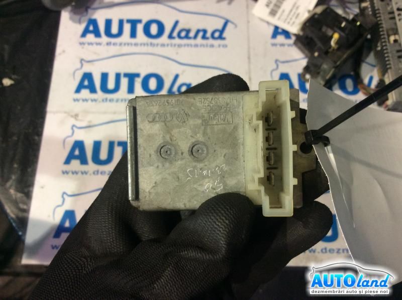 Rezistenta Ventilator Habitaclu VOLKSWAGEN CADDY II combi (9K9B) 1995-2004 Cod 701959263A