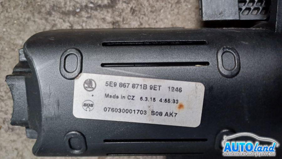 Rulou Portbagaj SKODA Octavia III Combi 2017-2019 Cod 5E9867871B