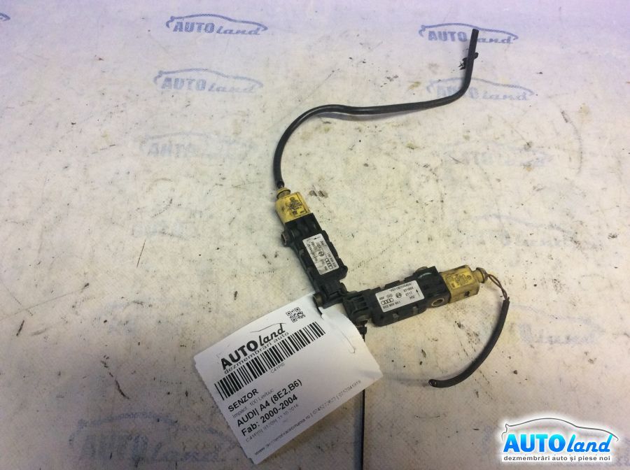 Senzor AUDI A4 (8E2,B6) 2000-2004 Cod 8E0959651