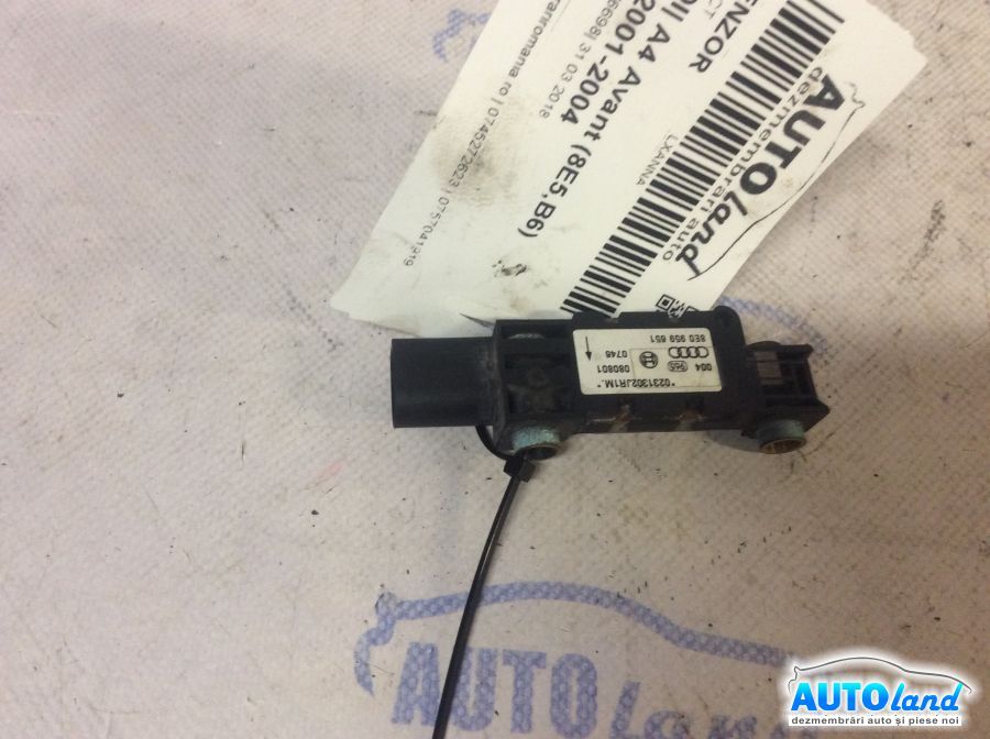 Senzor AUDI A4 Avant (8E5,B6) 2001-2004 Cod 8E0959651