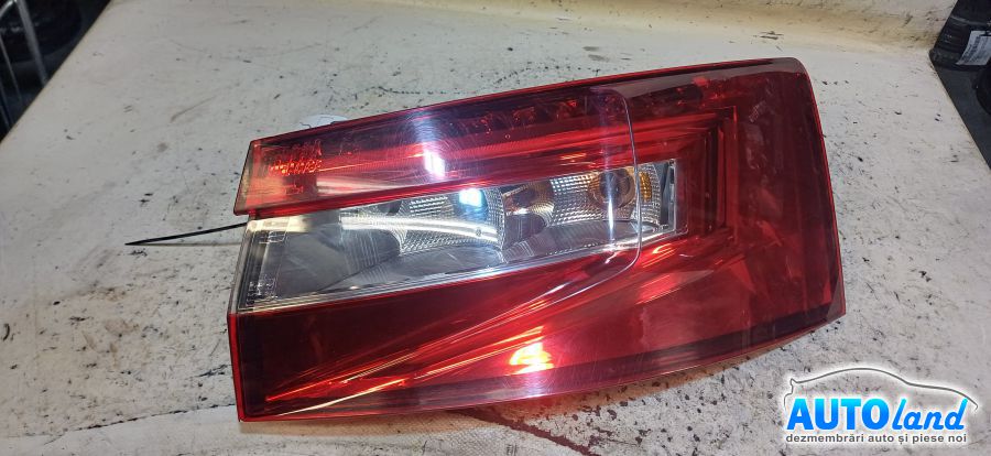 Stop Spate Dreapta SKODA Superb III 2015-2019 Cod 3V5945208A